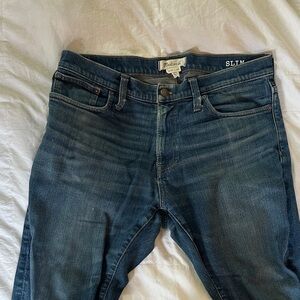Madewell Medium Wash Jeans – Size 34 – Crotch Seam Tear (Repairable)